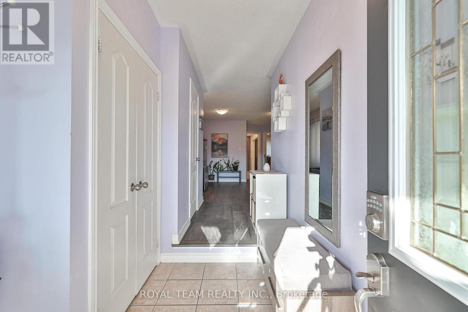 121 PROFESSOR DAY DRIVE