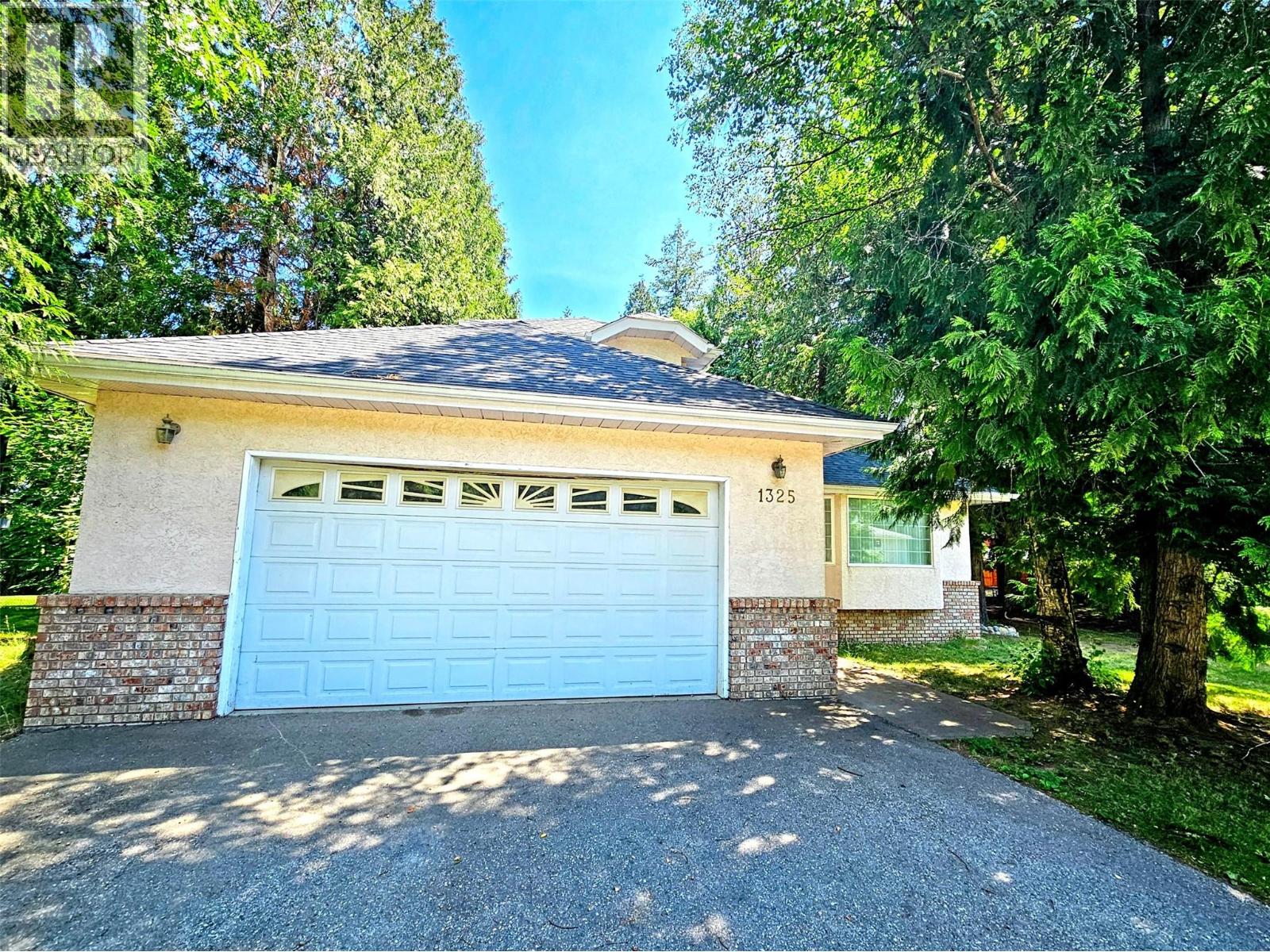 1325 Forest Road
