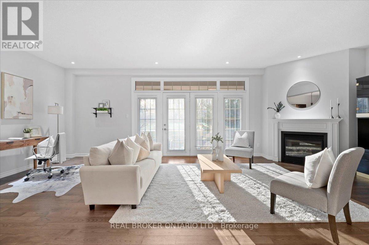 22 - 435 WINCHESTER DRIVE