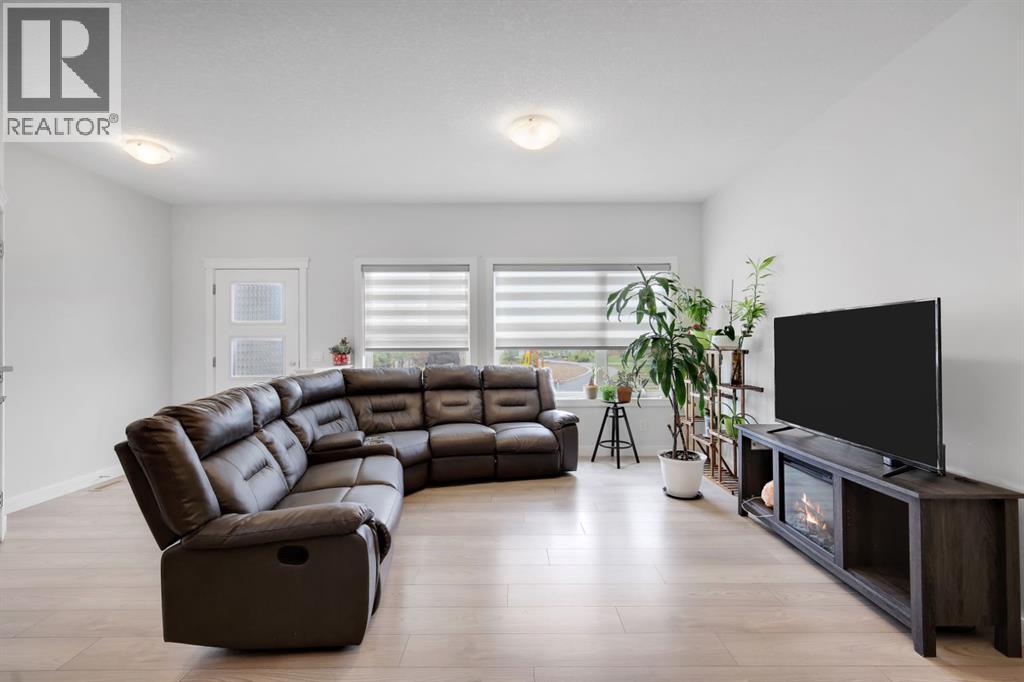 56 Corner Meadows Park NE
