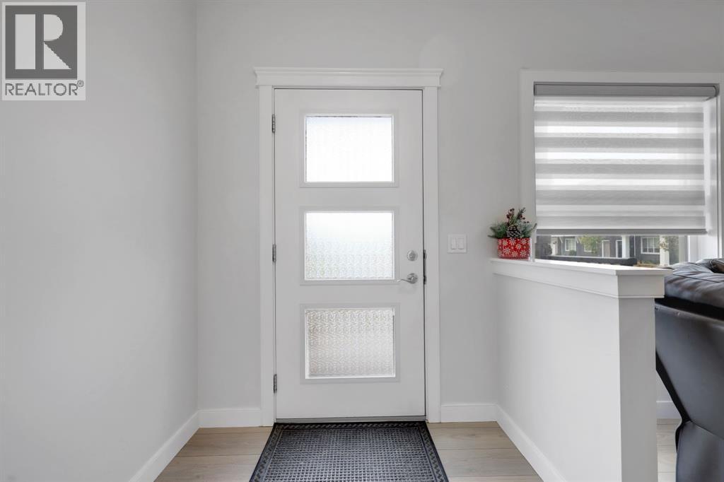 56 Corner Meadows Park NE
