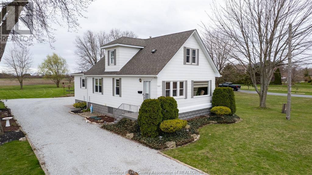 702 MARTIN LANE