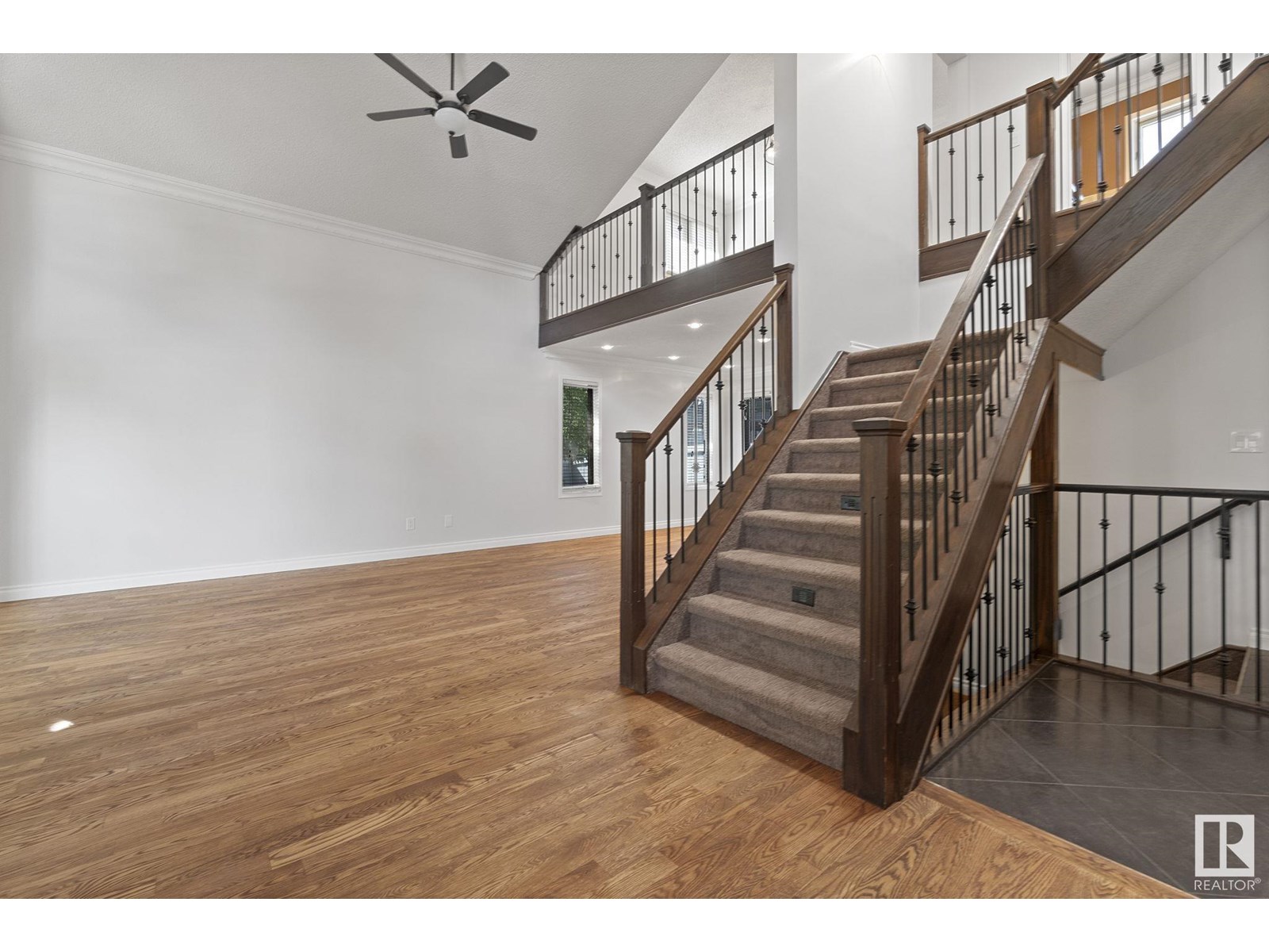 436 OLSEN CL NW