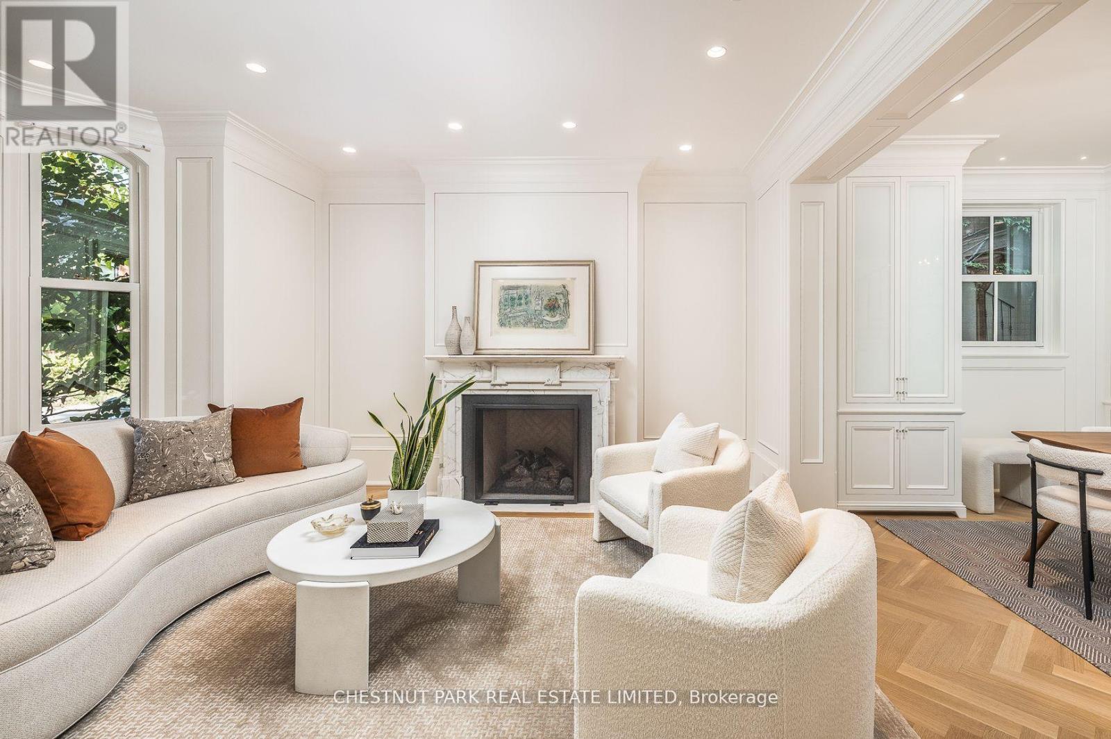 41 BOSWELL AVENUE