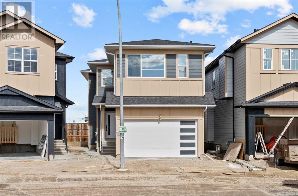 167 Panora Way NW