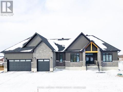 224 TRUDEAU CRESCENT Russell ON K4R1E5