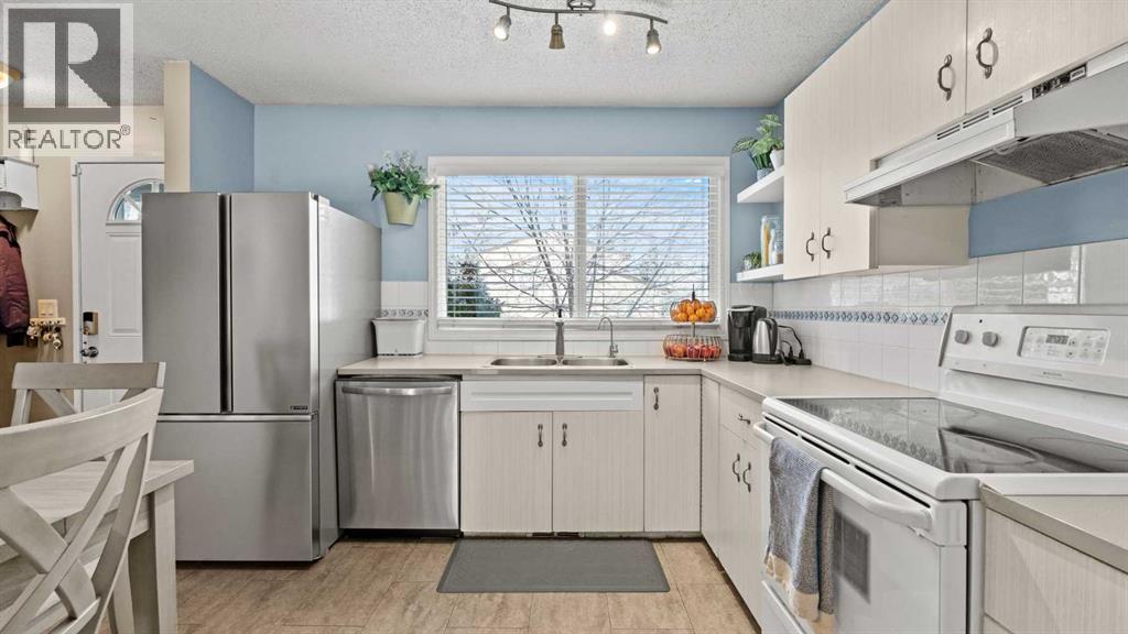 92, 6100 4 Avenue NE