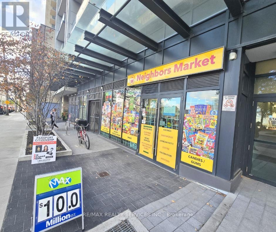 1490 BATHURST STREET