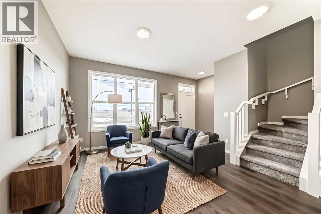 1328 Mahogany Boulevard SE