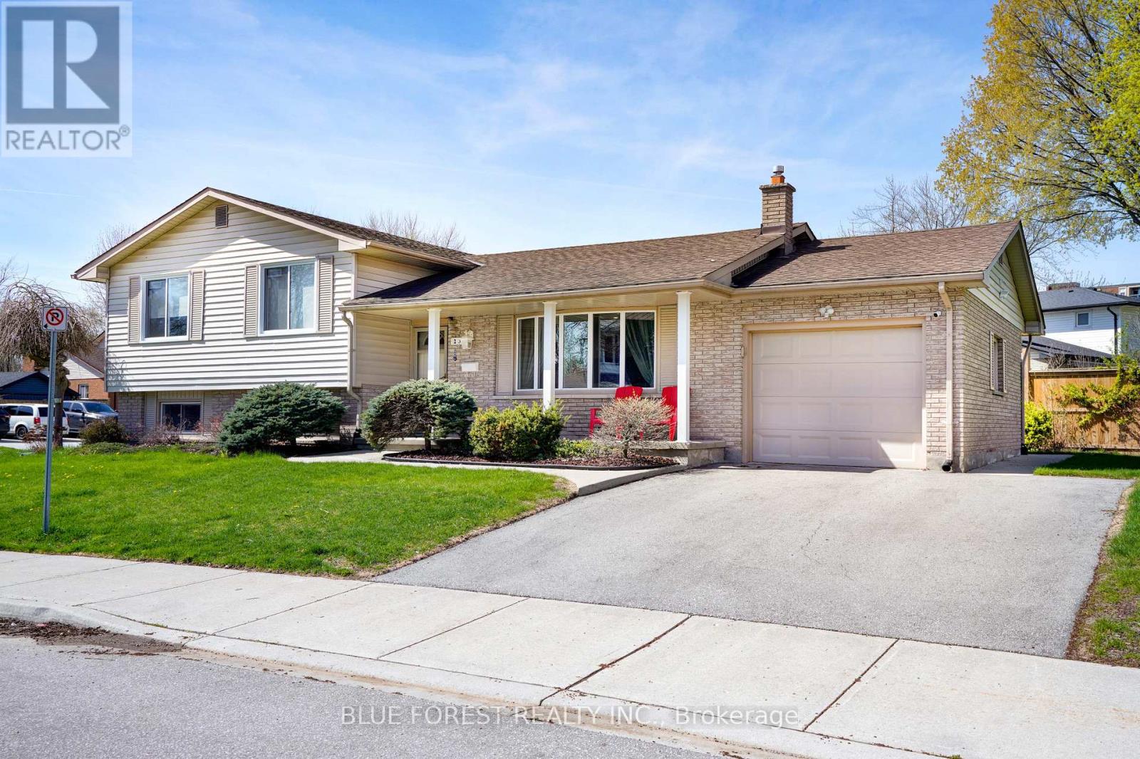 23 FOX MILL CRESCENT