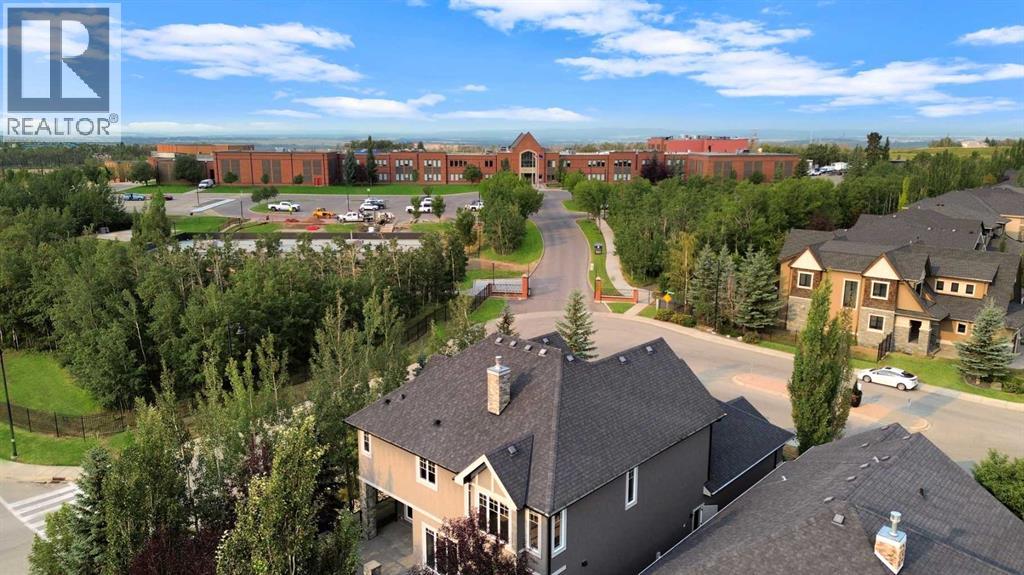 4 Aspen Cliff Close SW