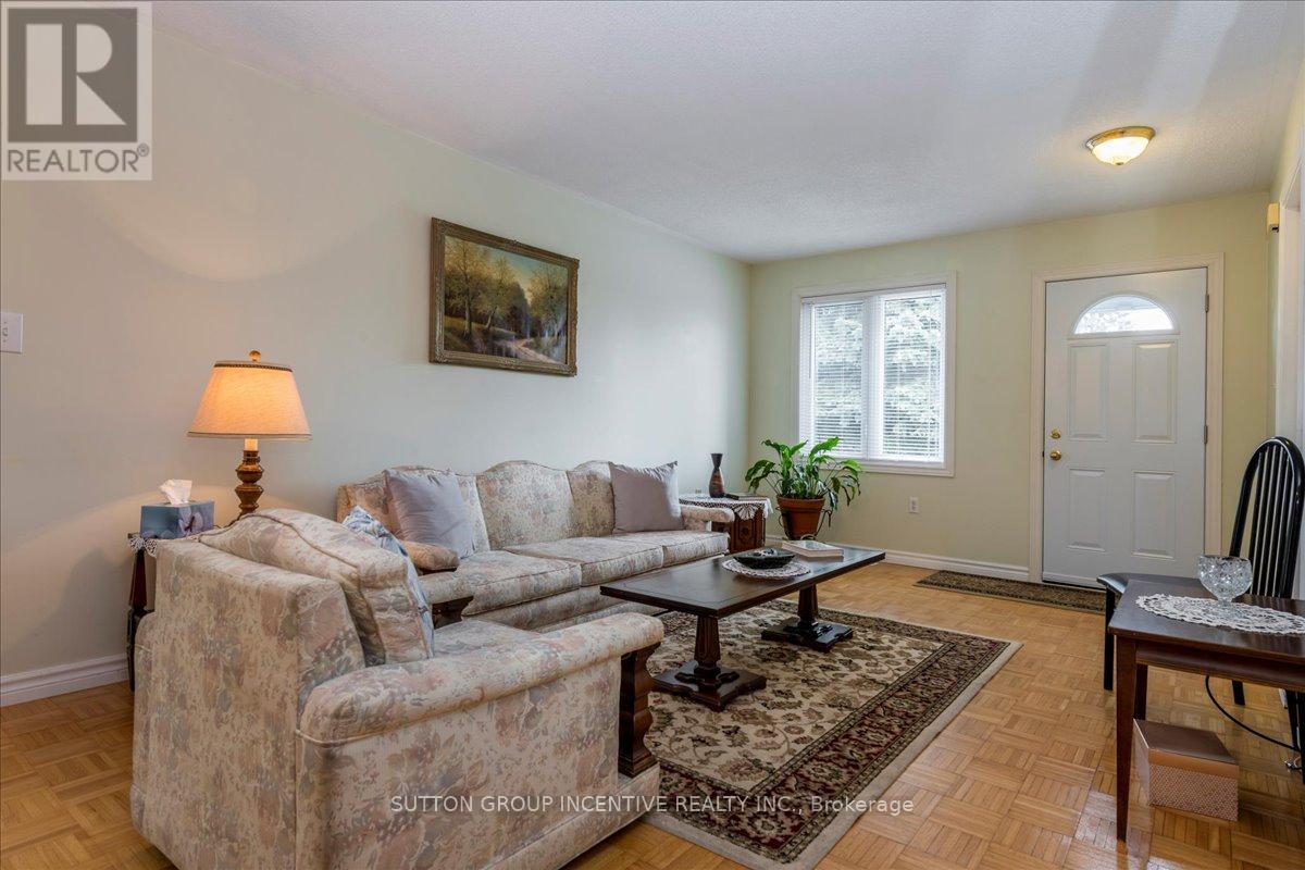 290 CUNDLES ROAD W