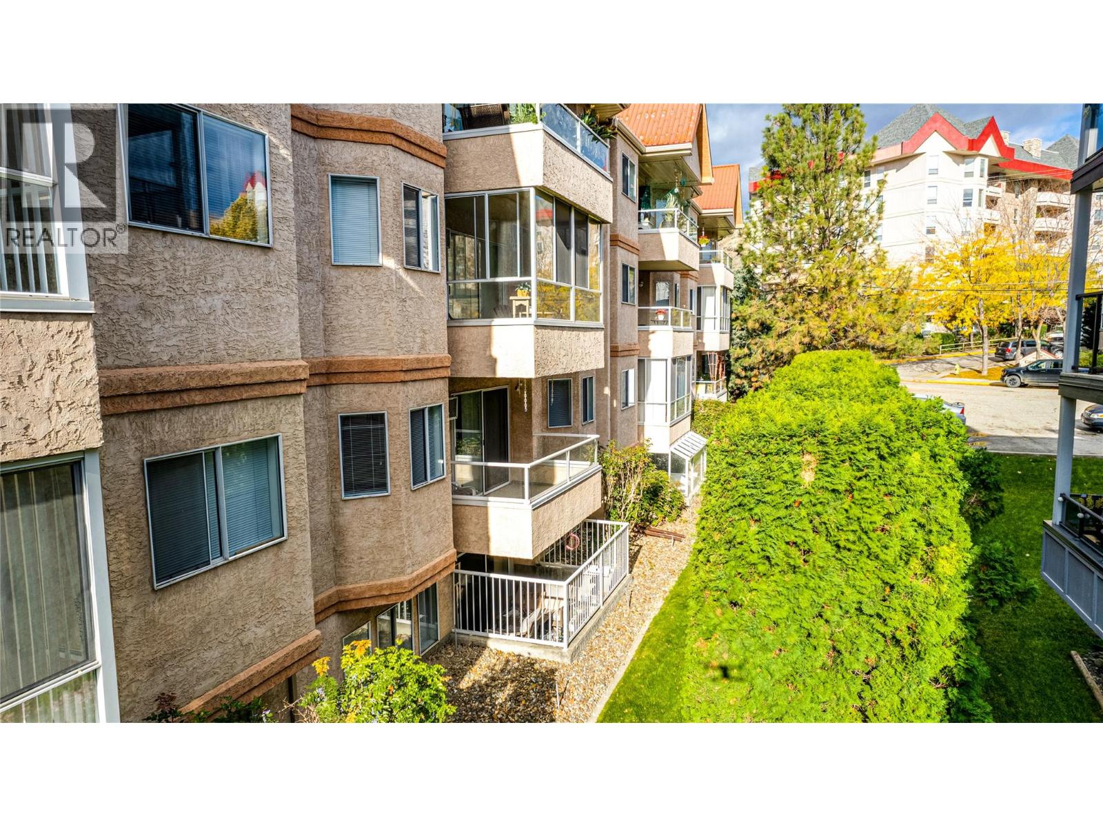 3609 30 Avenue Unit# 208