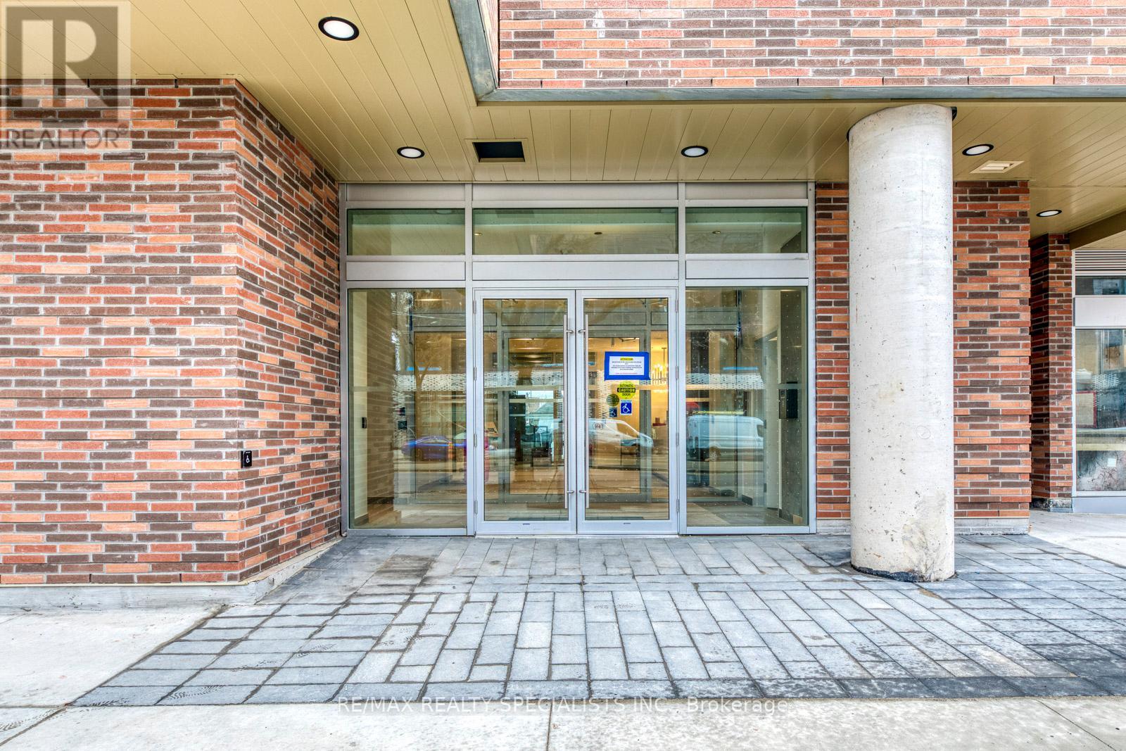 419 - 1787 ST. CLAIR AVENUE