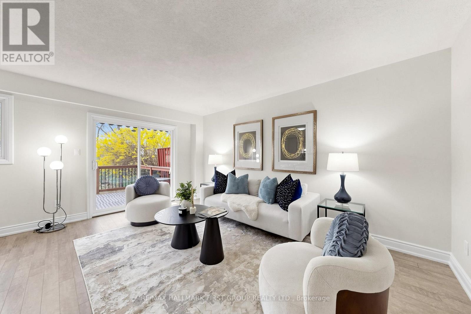 67 BUCKHURST CRESCENT