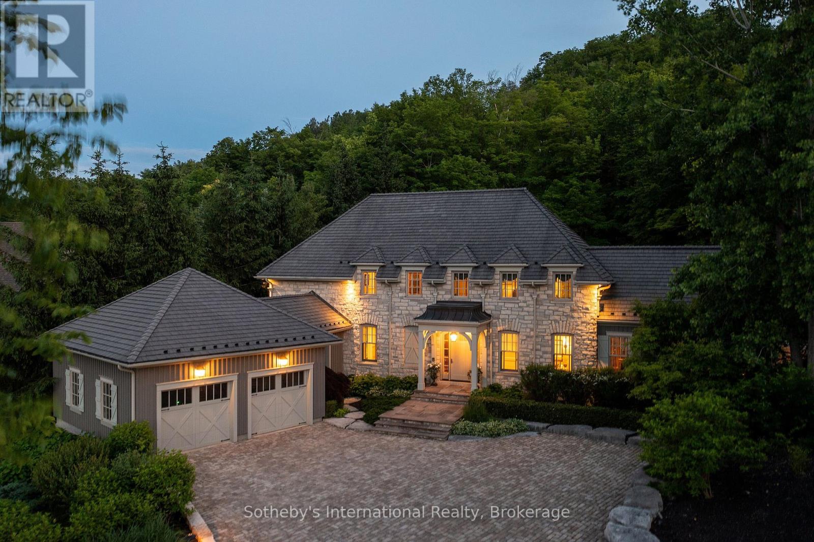 114 HEMLOCK COURT