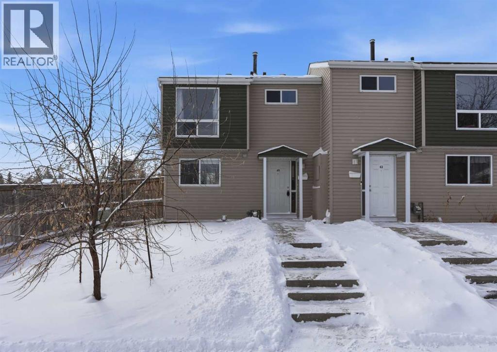 43, 5425 Pensacola Crescent SE