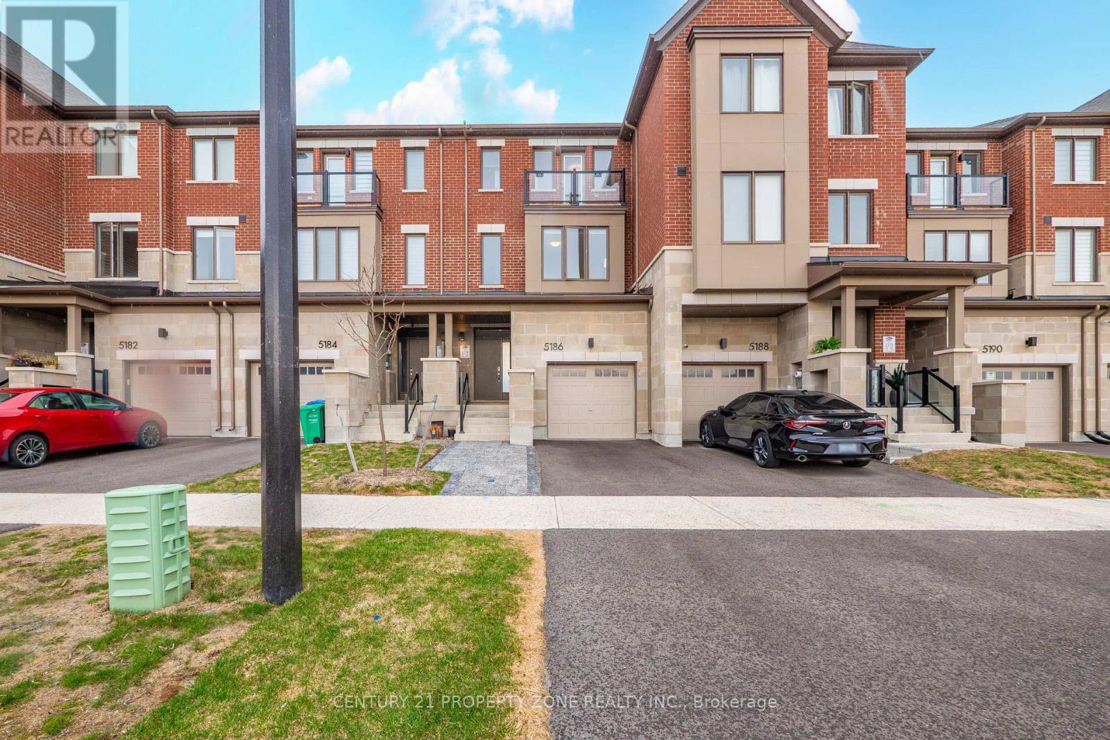 5186 VIOLA DESMOND DRIVE