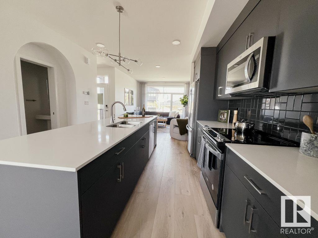 5100 PARC RUNIS WY