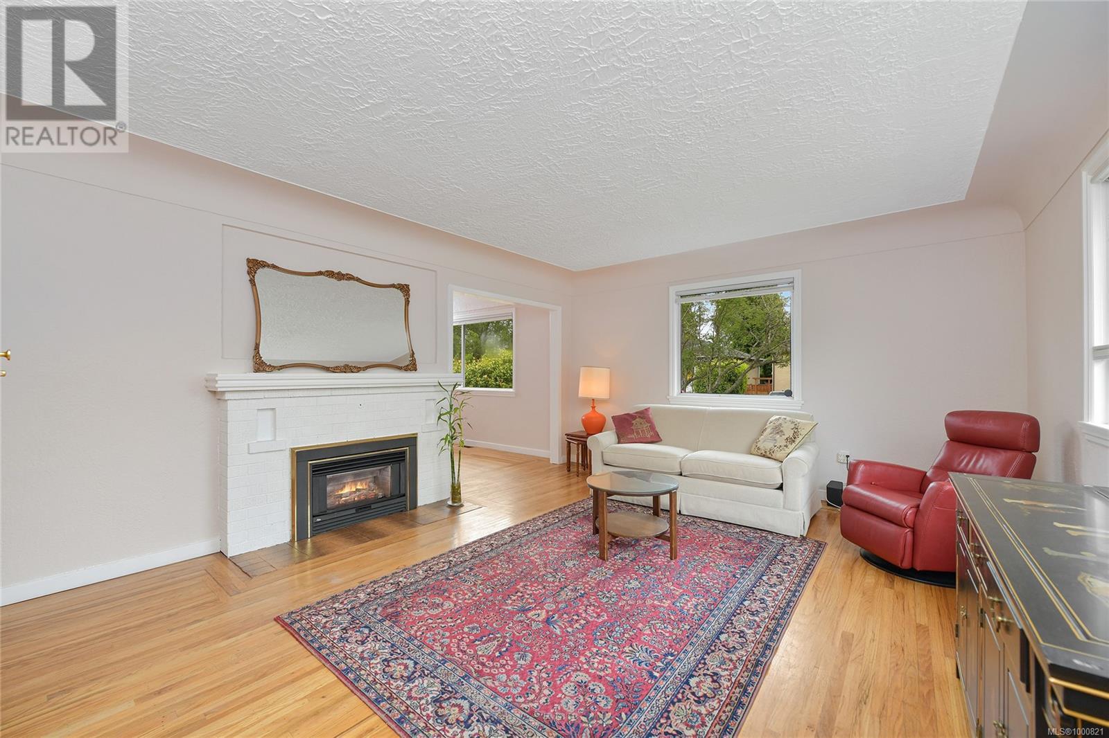 2771 Foul Bay Rd