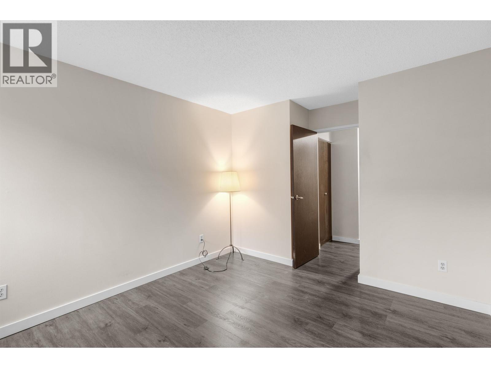 107 1121 HOWIE AVENUE