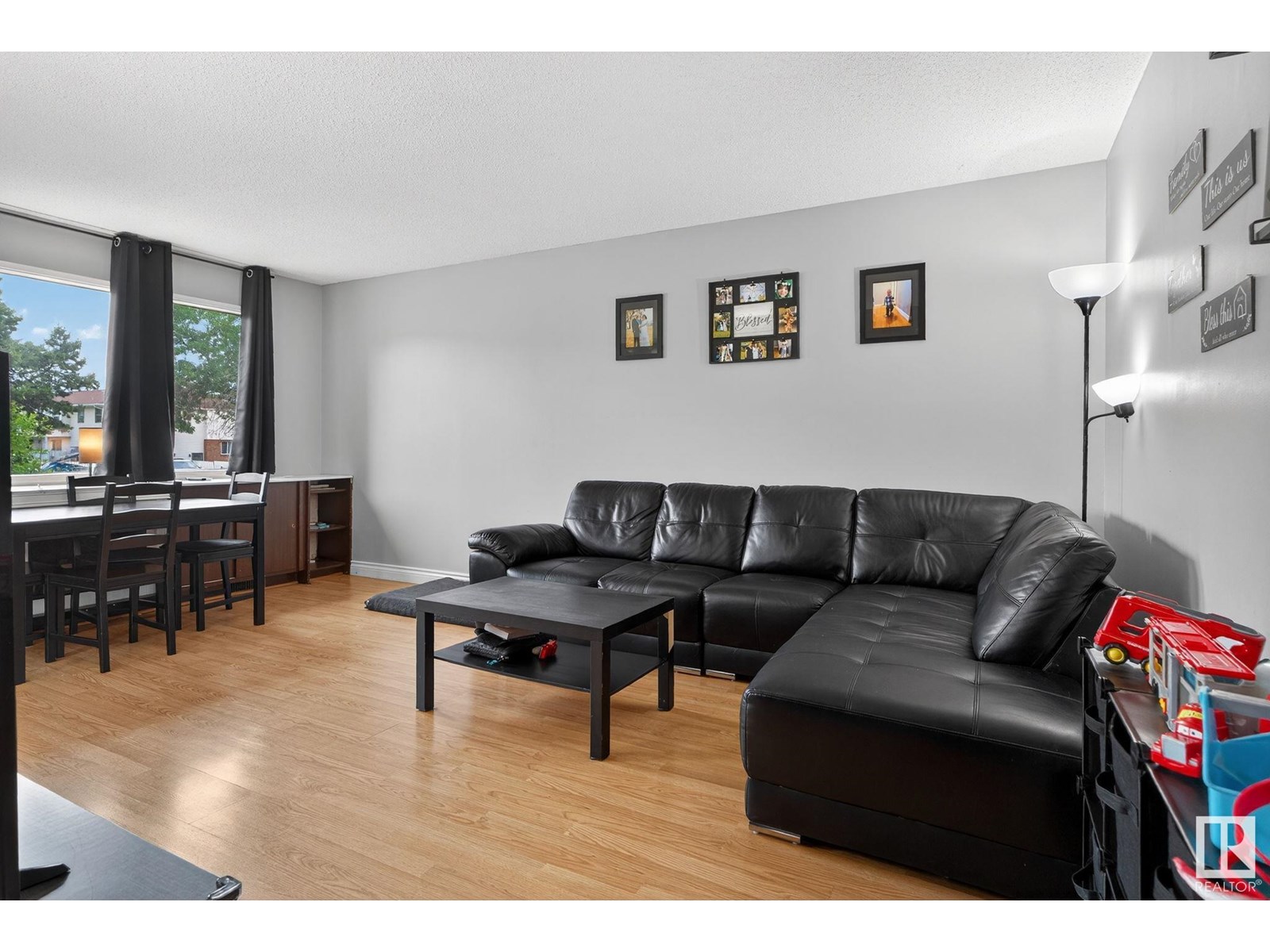 11418 32 ST NW