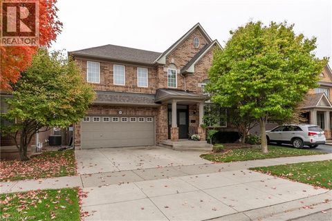 1326 PEPPERBUSH Place Oakville ON L6M4B7