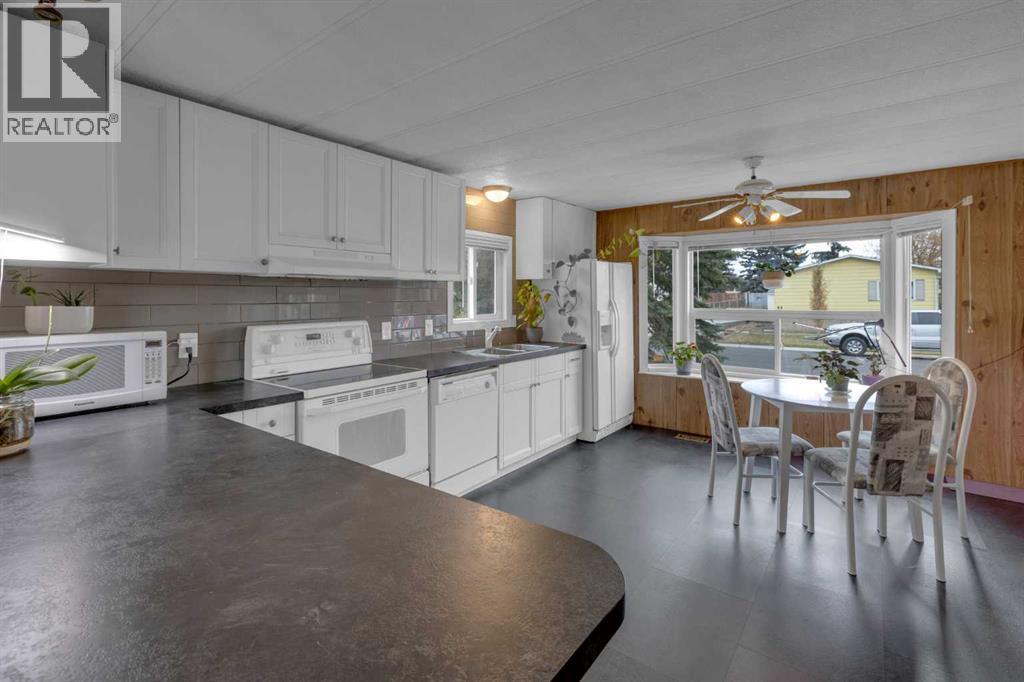 47 Huntstrom Drive NE