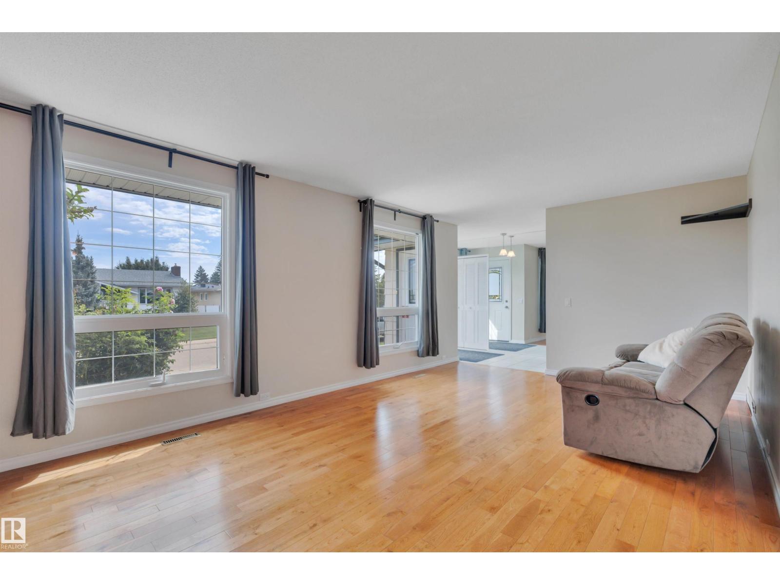 3624 107 ST NW
