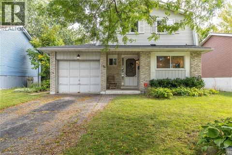 34 WOODRIDGE Drive Guelph ON N1H7E2