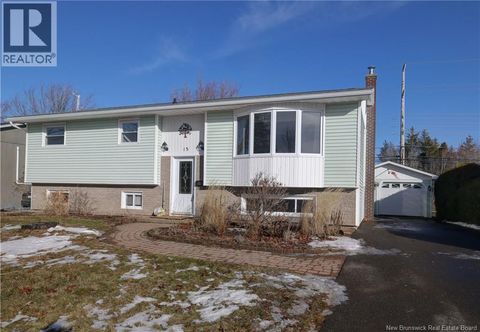 15 Shephard Drive Oromocto NB E2V2M2