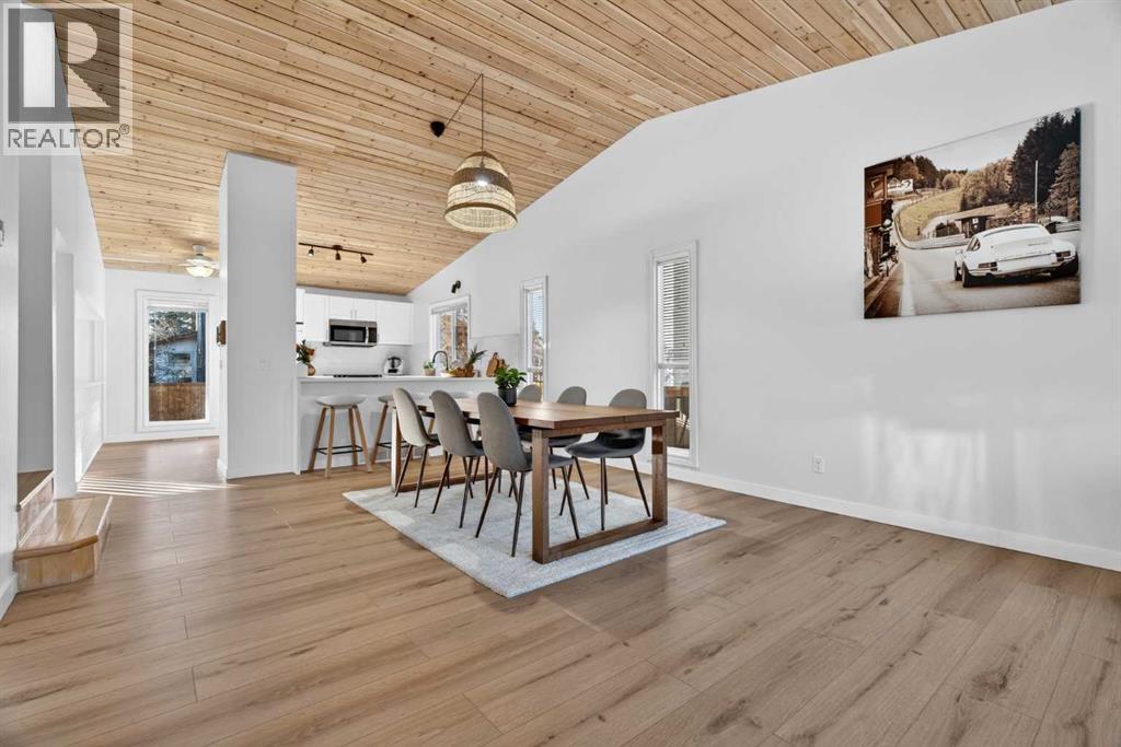 303 Woodside Place