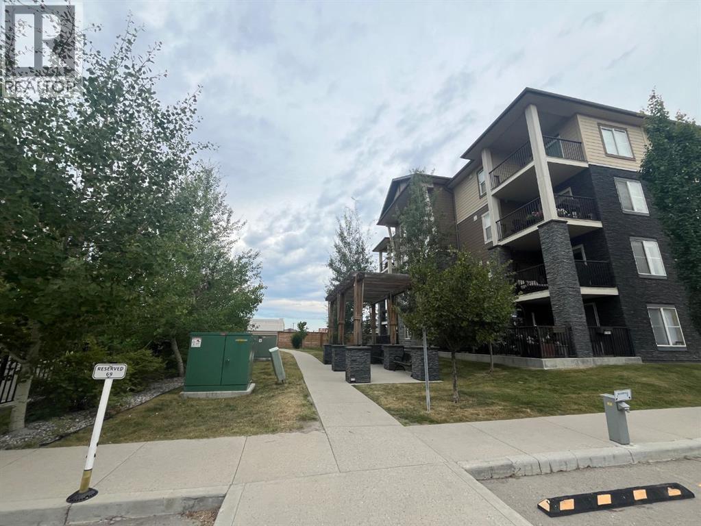 2238, 81 Legacy Boulevard SE