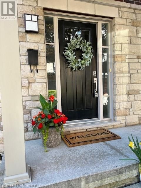362 PLAINS Road E Unit# 52 Burlington ON L7T0A4