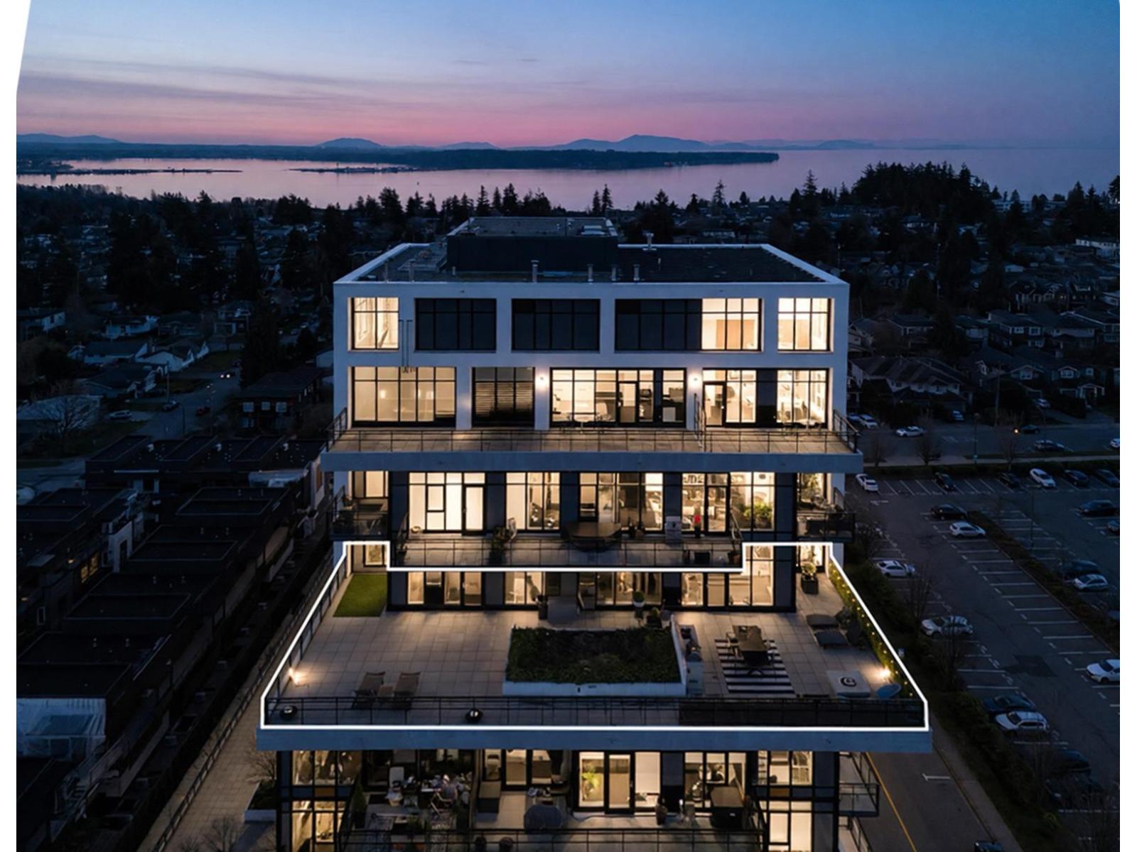 1103 1526 FINLAY STREET