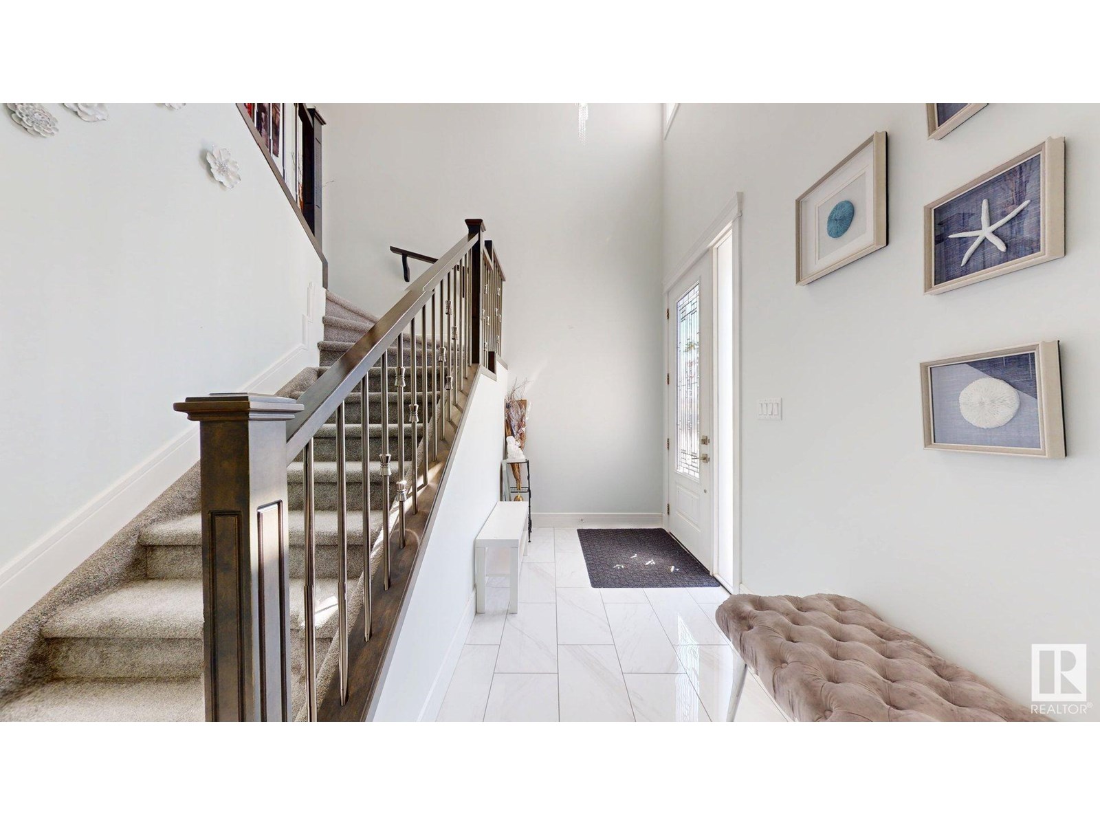 1103 30 ST NW