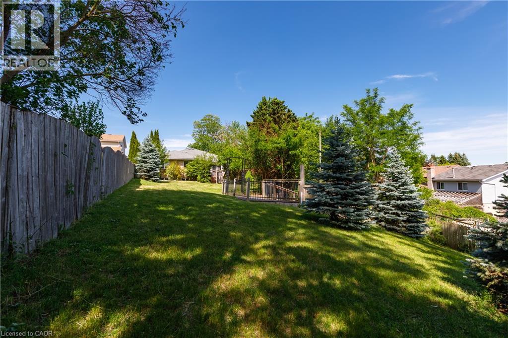 907 DOON VILLAGE Road