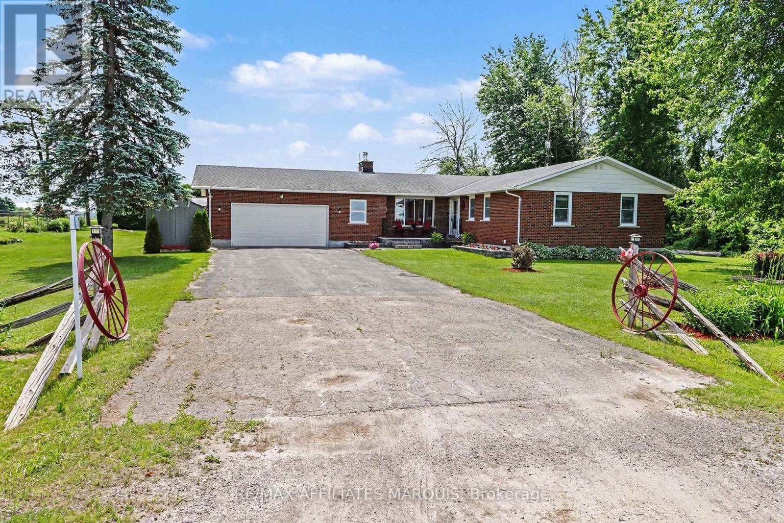 929 KITLEY/S ELMSLEY TOWNLINE RD,RR#4 ROAD