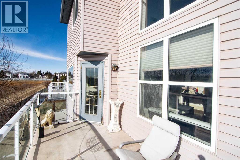 47 Anaheim Crescent NE