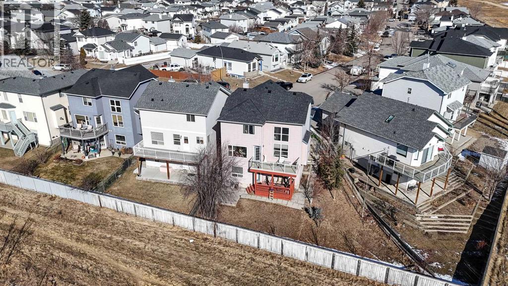 47 Anaheim Crescent NE