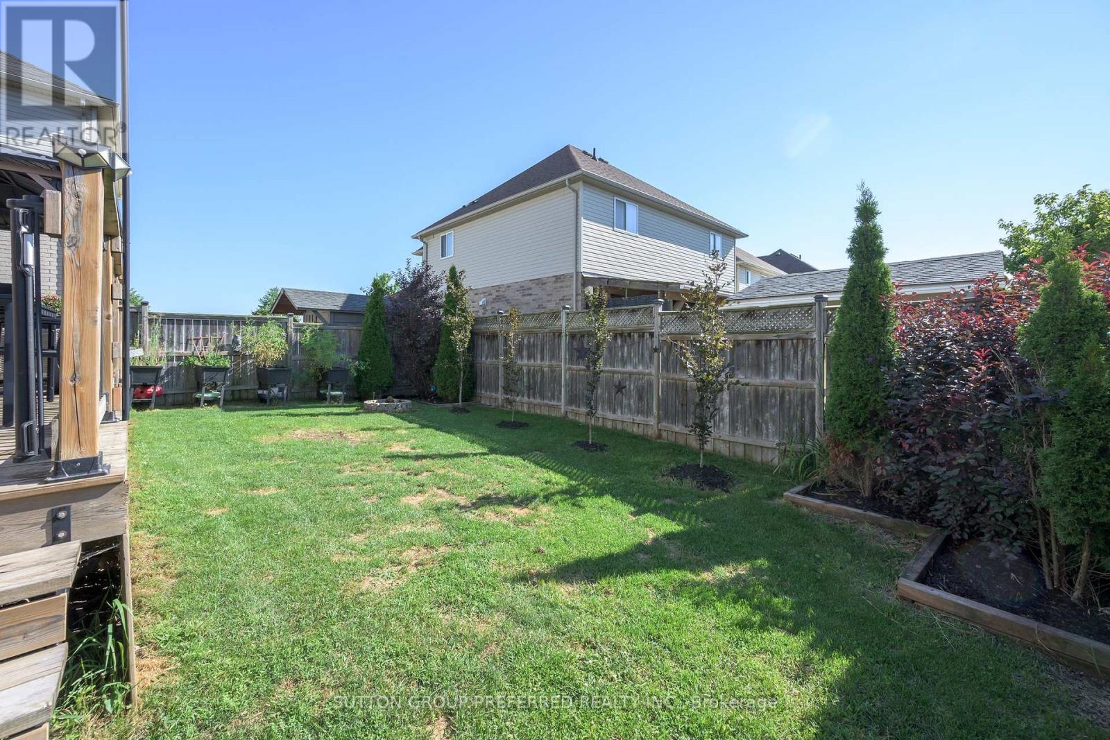 3288 TURNER CRESCENT