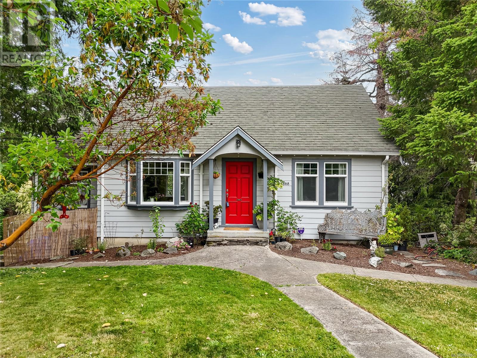 2868 Glenwood Ave