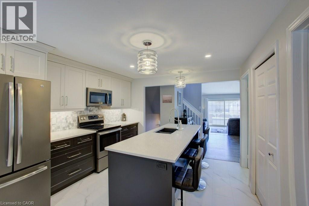 464 BEECHWOOD Place Unit# 3