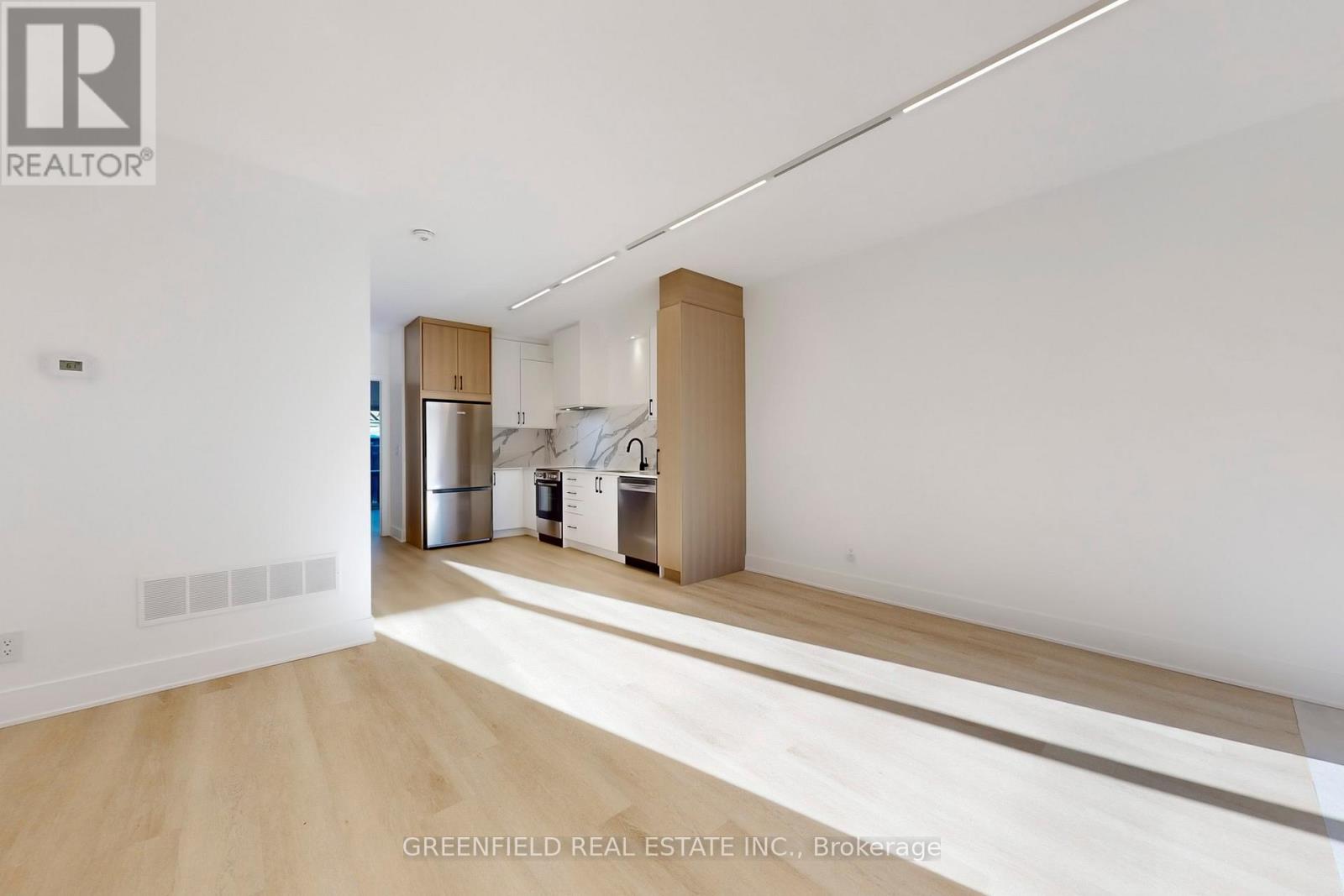 MAIN FLOOR - 168 PEARSON AVENUE