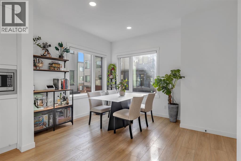 213 Greenbriar Common NW