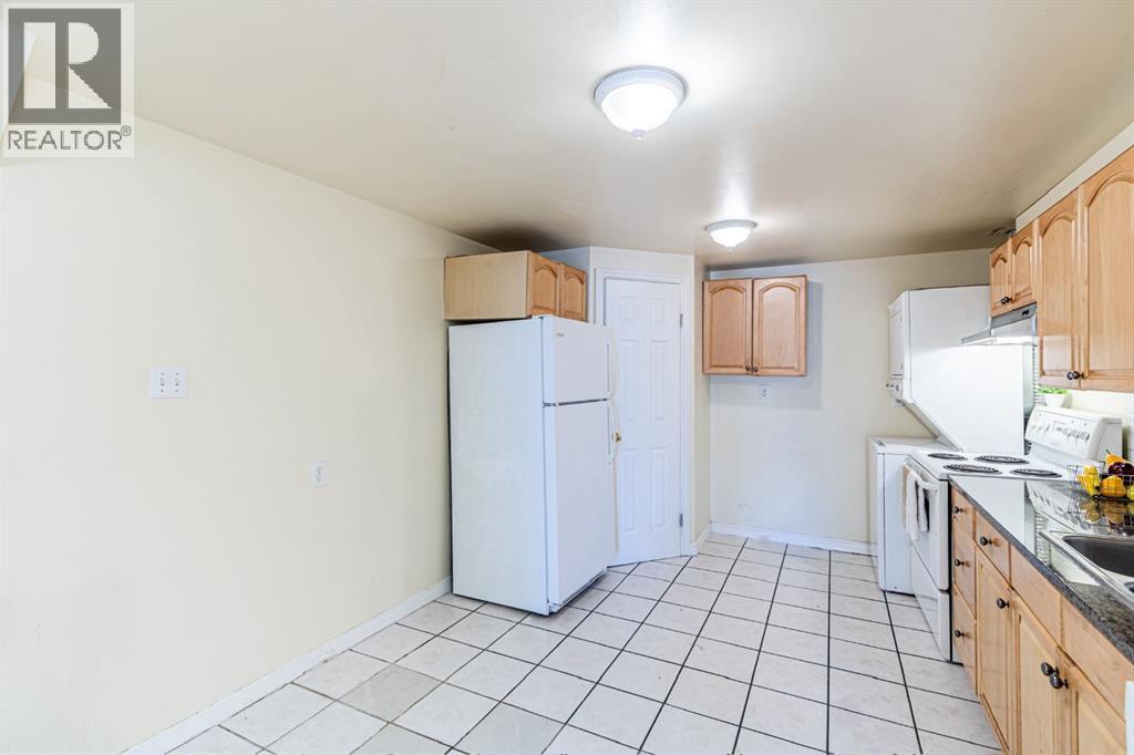 1, 6827 Centre Street N