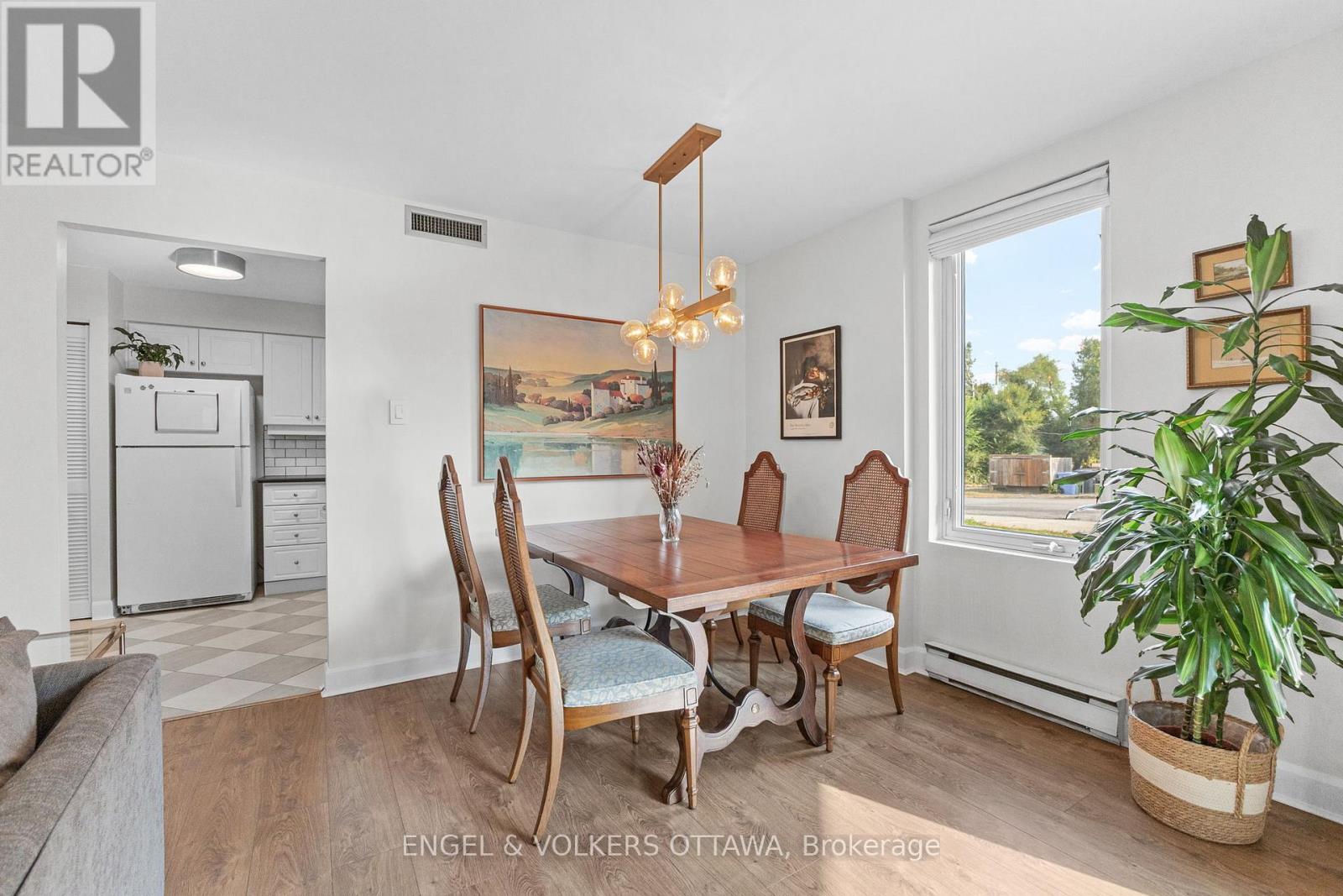 101 - 800 MCKELLAR AVENUE