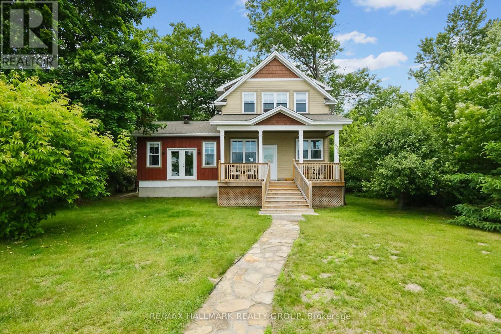 500 BAYVIEW DRIVE