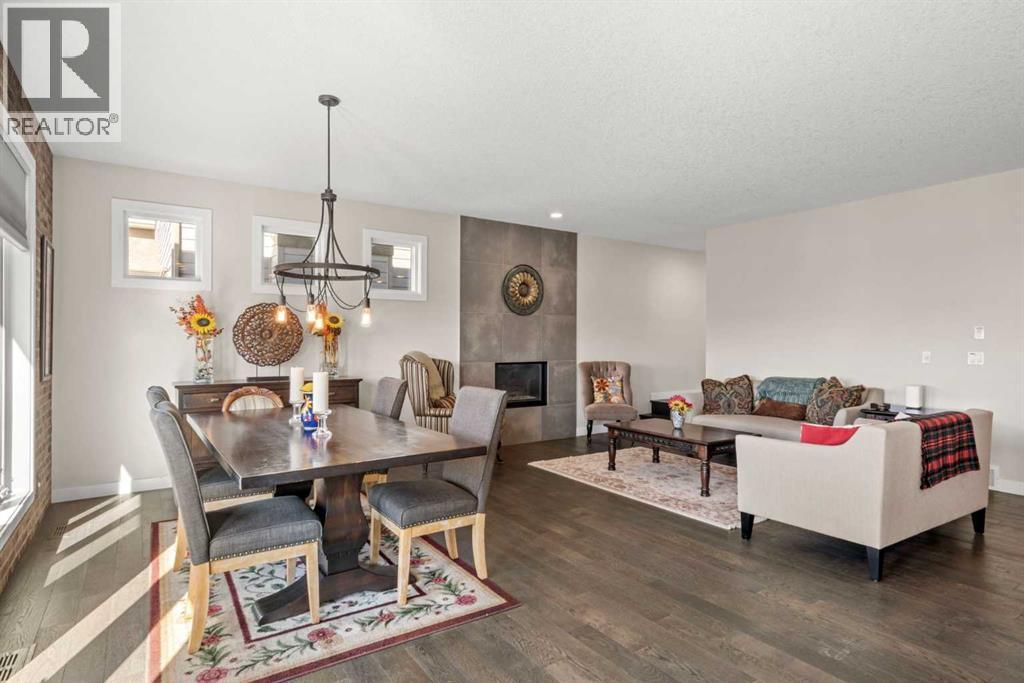 82 Cranbrook Crescent SE