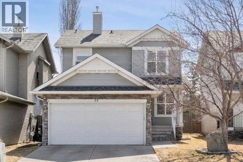 77 Cougarstone Circle SW Calgary AB T3H4W3